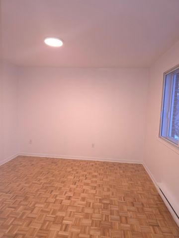 9102 Rue Maritain, H1R 3K6, H1R 3K6, Montréal - Photo 5