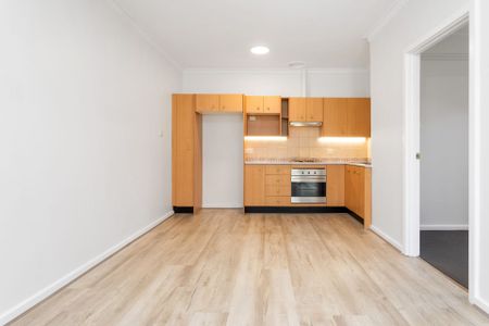 Quiet and comfortable city fringe 1 bedroom unit - Photo 2