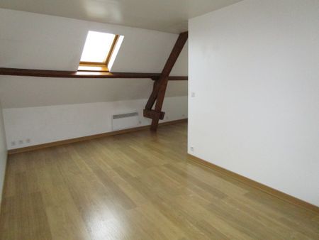 Appartement 59 m² - 3 Pièces - Courville-Sur-Eure - Photo 2