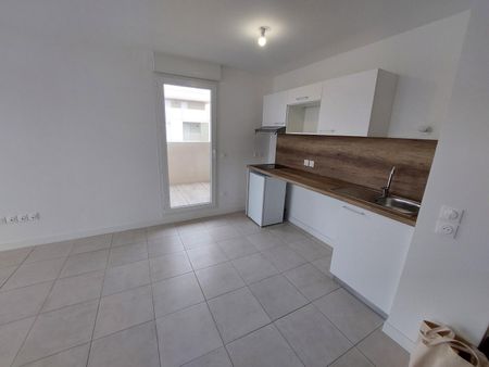 location Appartement T2 DE 43.5m² À MONTPELLIER - Photo 2