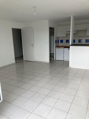 Location Appartement 2 pièces 46m² - Photo 2