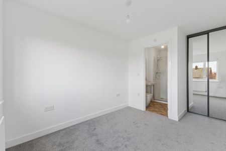 3 bedroom terraced house to rent - Photo 2