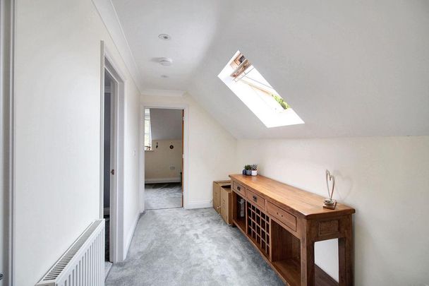 5 bedroom detached house to rent - Photo 1