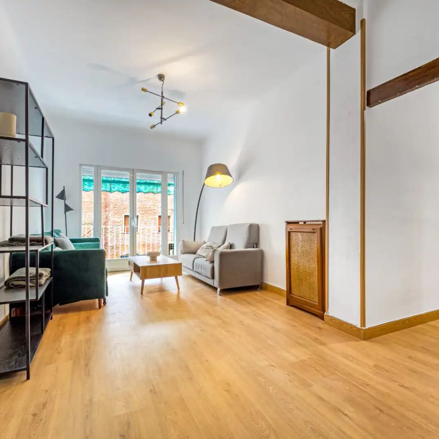 Piso de alquiler en Calle de Andrés Mellado, 81, Vallehermoso - Photo 1