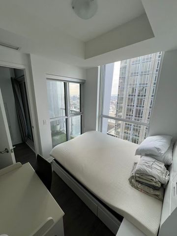 For Lease - 1 Yorkville Avenue Unit# 3702, Toronto, Ontario - Photo 2