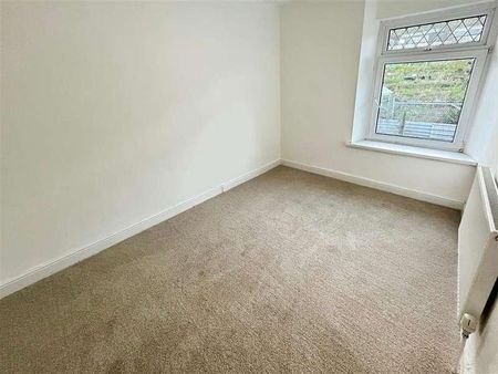 Ely Street, Tonypandy, CF40 - Photo 5