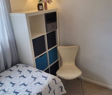 3 Bed End Terrace, Claremont Grove, AB10 - Photo 2