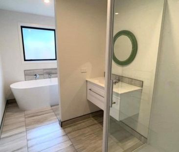 Stylish Living in Central Blenheim - Photo 6