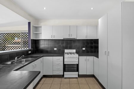 11, Vernon Street, QLD, Clontarf - Photo 2
