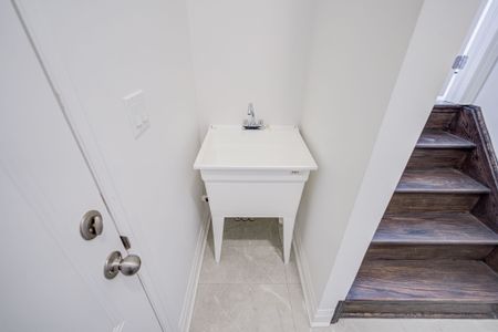 For Lease - 14 Carole Bell Way, Markham, Ontario - Photo 2