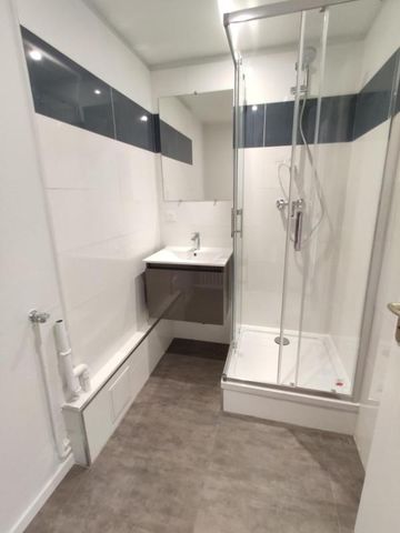 APPARTEMENT 4 pièce(s) - 88m² - Photo 2