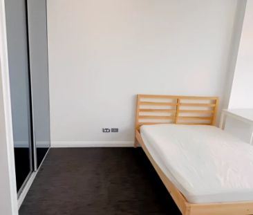 2 bed 2 bath - 1013 - Photo 4