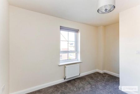 3 bedroom property to rent - Photo 3