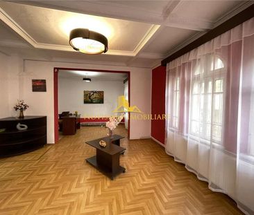 NOVISIMO-IMOBILIARE: VILA DE INCHIRIAT IN ZONA CENTRALA de inchiriat - Fotografie 1
