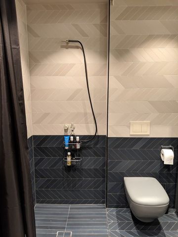 Maria Bangata, Stockholm - Photo 4