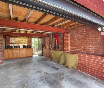 Great Family Home, Water Views - Photo 4