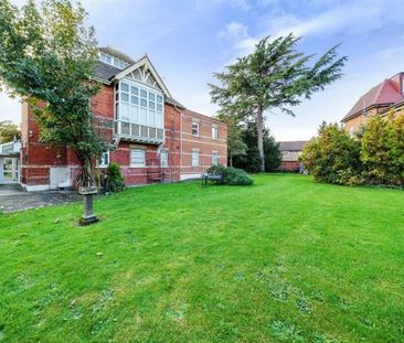 Studio Flat, Peacehaven, W3 - Photo 4