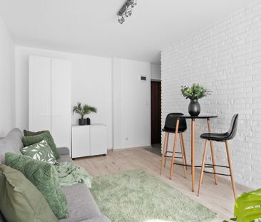 Warszawa, Praga-Południe, Grochów, 1 Praskiego Pułku WP - Photo 1