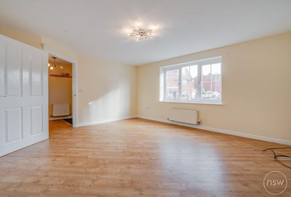 3 bedroom link detached house to rent - Photo 1
