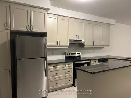 For Lease - 44 Melmar Street, Brampton, Ontario - Photo 2