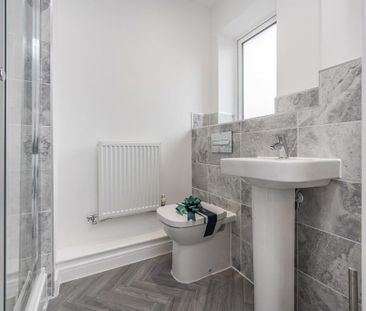 2 bedroom flat to rent - Photo 5