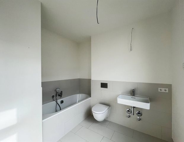 Moderne 3-Zimmer-Wohnung mit Balkon & TG-Stellplatz - Zweitbezug im Neubau "Neue Liebe" in Potsdam - Foto 1