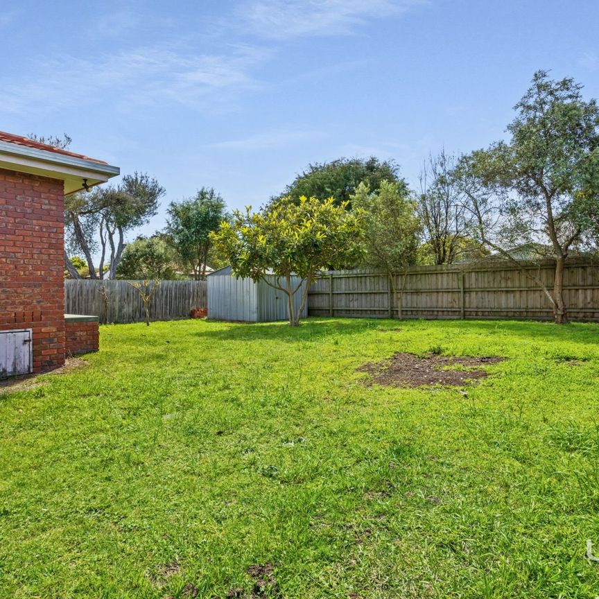 42 Tahiti Court, Rye - Photo 1