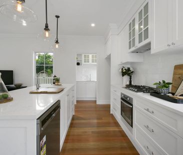 22 Widdop Street, Clayfield QLD 4011 - House For Rent | Domain - Photo 6