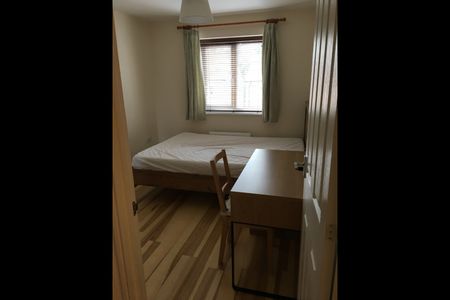 4 Bed Semi-Detached House, Maplin Close, CV4 - Photo 4