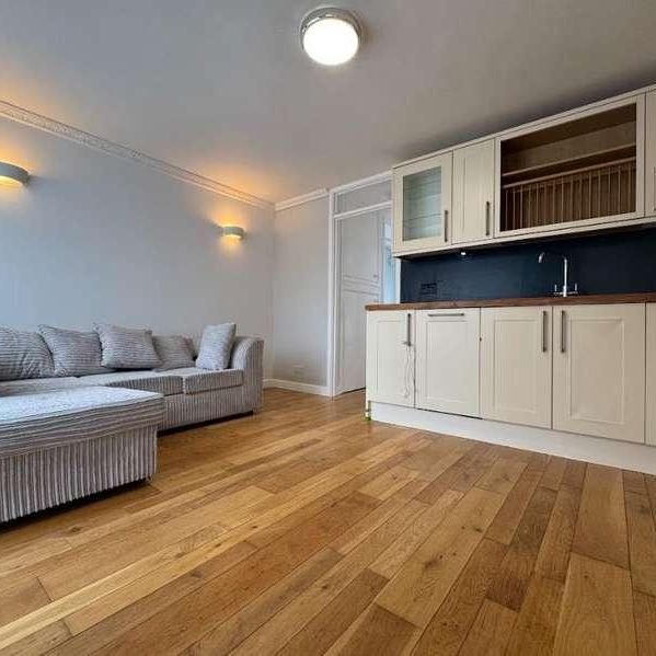 Hydefield Close, Winchmore Hill, N21 - Photo 1