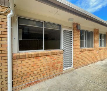 CENTRALLY LOCATED TWO BEDROOM UNIT - Photo 6