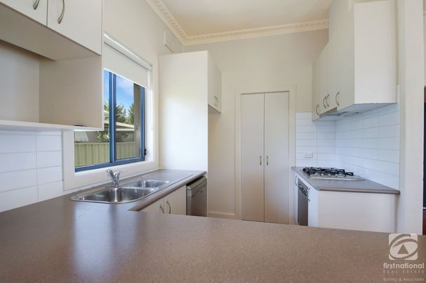 1/335 Cadell Street, East Albury - Photo 1