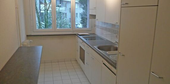 2 minutes to Opfikon train station! - Photo 2