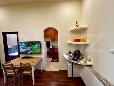 Apartament 2 camere, 63 mp, parcare inclusă, zona ultracent - Fotografie 3