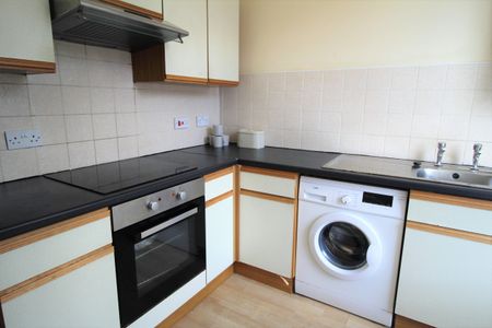 Flat 2, 25 Clarendon Place, LS2 9JY, Leeds - Photo 5