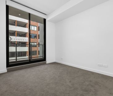 Bright Two Bedroom Apartment for Leasing - Photo 6