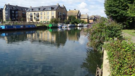 2 bedroom apartment to rent - Photo 3