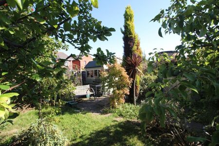 Alden Avenue - Photo 2