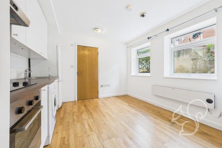 Studio to rent - Photo 4