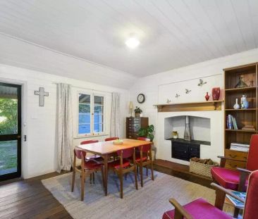 Full of Charm - Close to CBD! - Photo 2