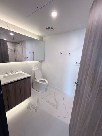 For Lease - 3 Concord Cityplace Way Unit# 7606, Toronto, Ontario - Photo 2