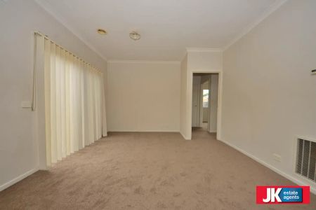 “Be Quick For this One!” - Photo 4