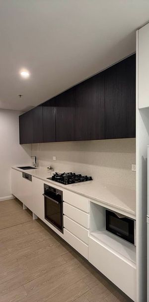 Move-In Ready Room with Utilities Included in Hillsdale - Photo 1