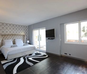 Mougins - Villa 4 pièce avec piscine chauffé et Tennis sur 3700m² d... - Photo 4