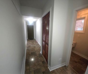 For Lease - 13 Spring Street, Whitchurch-Stouffville, Ontario - Photo 4