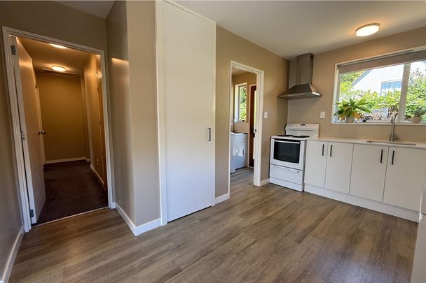 Modern, Private & Spacious – 3 Bedroom Home on Quiet Back Section - Photo 1