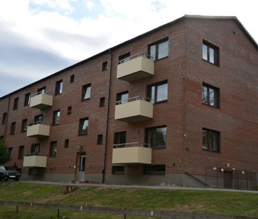 Gyllenstjärnas Väg 14 A - Foto 1