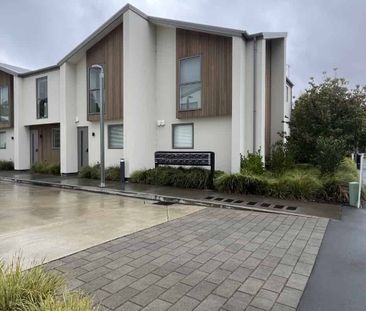 Ready & Waiting for the Right Occupants - Photo 5