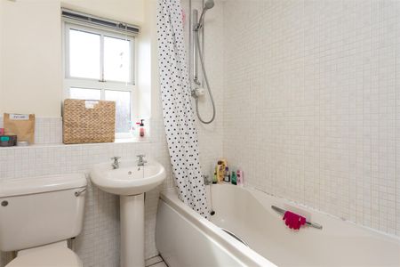 Roseberry Grove Clifton Moor York YO30 - Photo 4