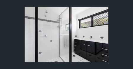 Spacious Home in Mudgeeraba – Two stand alone Units Available | Bills Included - Photo 4